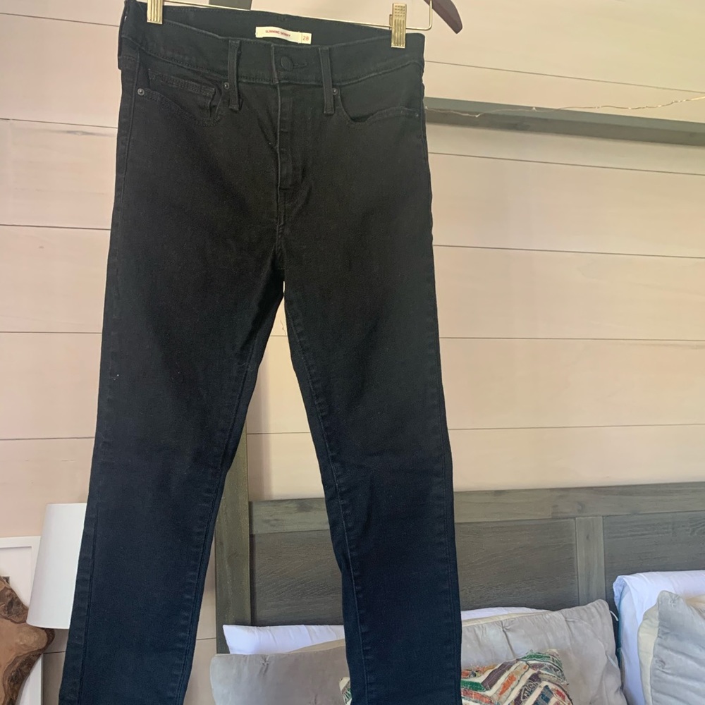 Levi’s black jeans